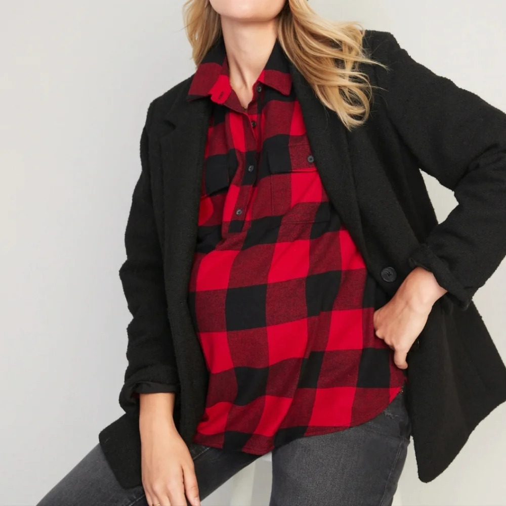 Old Navy Maternity Red Plaid Flannel Boyfriend Shirt Size Women's Medium